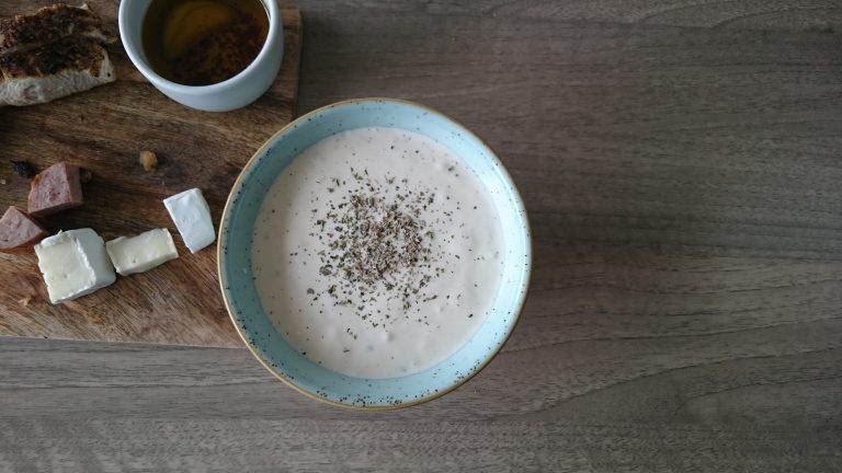 hemelse knoflook dip op fsom
