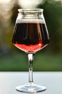 Het BBQ seizoen is begonnen! Tekua glas Eva Elias via Pexels op fsom met thedutchbeerdad