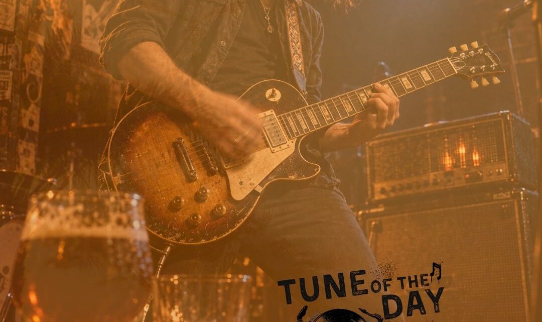 Tune of the Day: Eric Steckel laat Sandstorm door je speakers razen
